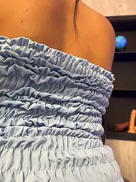 Cherry Charlottee online show from April 17, 2026, 7:50 pm