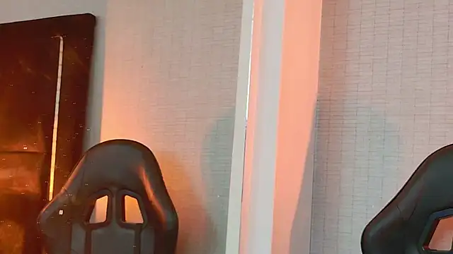 EllaEvanzz online show from March 24, 2026, 11:43 pm