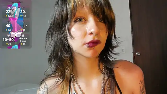 Snapshot of Angel__Dreams chatting on May 4, 2026, 3:24 am Angel Dreams online show from May 4, 2026, 3:24 am
