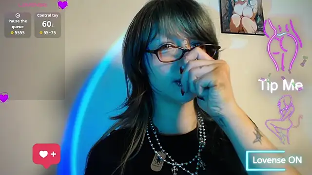 Snapshot of Angel__Dreams chatting on June 2, 2026, 5:31 am Angel Dreams online show from June 2, 2026, 5:31 am