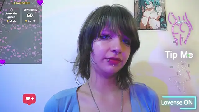 Snapshot of Angel__Dreams chatting on June 3, 2026, 3:20 am Angel Dreams online show from June 3, 2026, 3:20 am