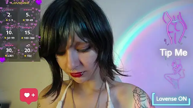 Snapshot of Angel__Dreams chatting on June 4, 2026, 3:45 am Angel Dreams online show from June 4, 2026, 3:45 am