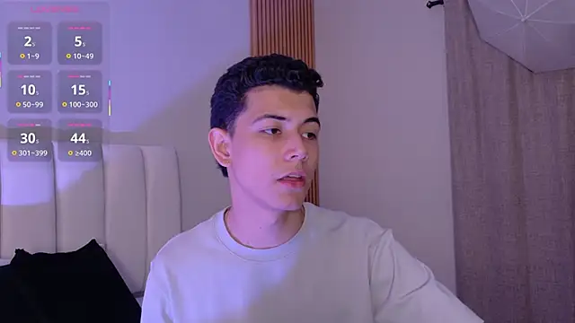 nicocrown online show from March 18, 2026, 7:28 pm