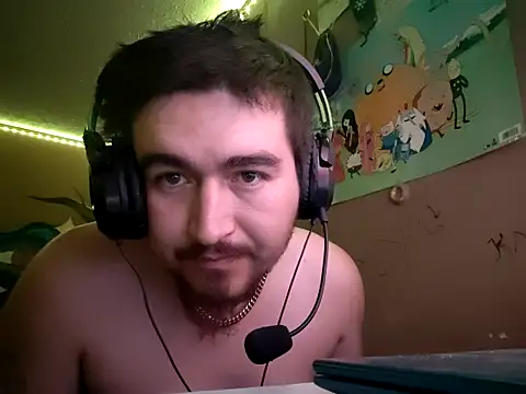XSnowFlakeX15 online show from May 13, 2026, 6:33 am