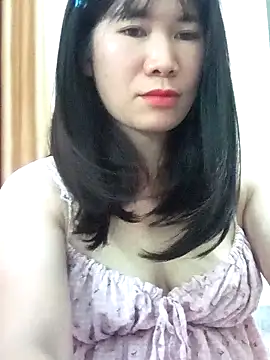 Snapshot of Bondgirl_9 chatting on June 16, 2026, 7:11 am Bondgirl 9 online show from June 16, 2026, 7:11 am
