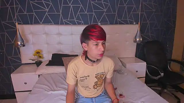 ChritianDowney online show from March 29, 2026, 2:00 am