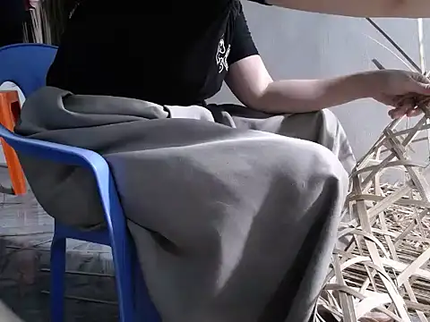 Maila88a online show from April 7, 2026, 1:33 pm