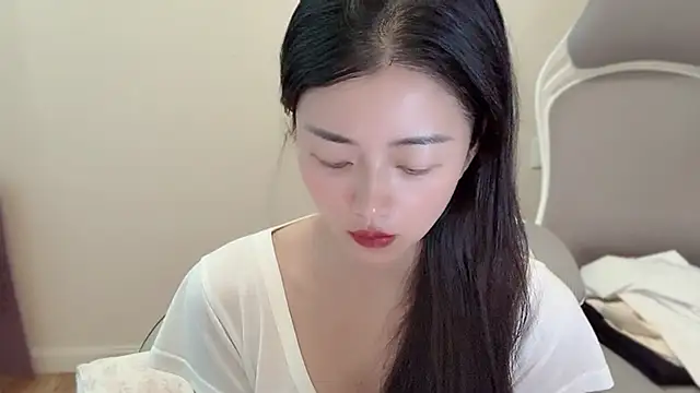 jinxiyao01 online show from June 16, 2026, 2:14 am