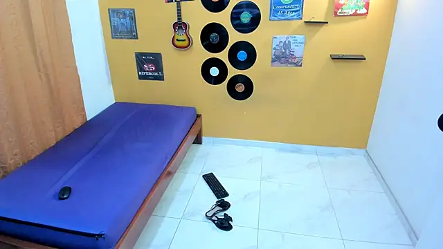 lilithevil32 online show from March 13, 2026, 1:45 am