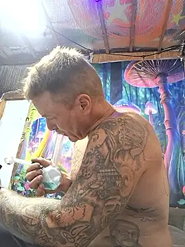 drednasty online show from May 14, 2026, 9:32 pm
