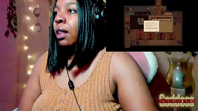 Goddess MercedesRedd online show from June 15, 2026, 2:08 pm