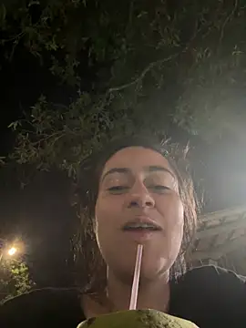 Geovana blan online show from March 27, 2026, 11:37 pm