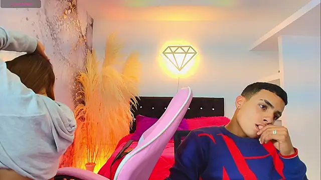 Ariatna Andy online show from April 11, 2026, 8:46 pm