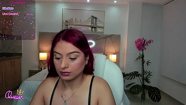 Snapshot of Raven-reyess chatting on April 23, 2026, 9:06 pm Raven-reyess online show from April 23, 2026, 9:06 pm