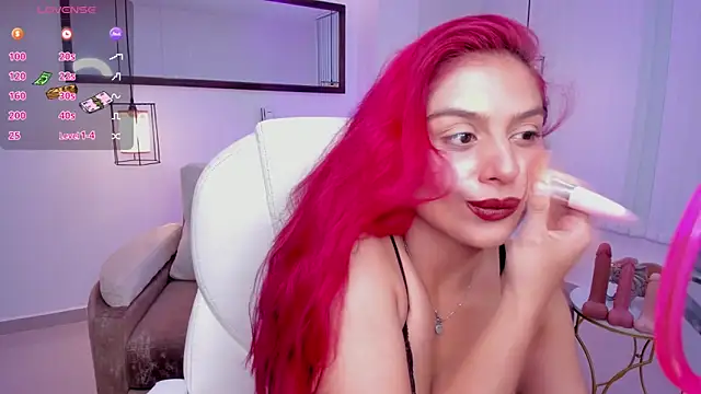 Snapshot of Raven-reyess chatting on May 12, 2026, 2:47 pm Raven-reyess online show from May 12, 2026, 2:47 pm