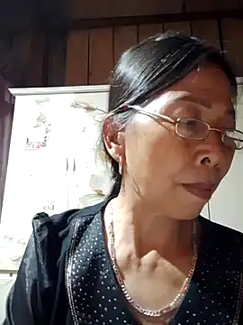 Sky-rain98 online show from April 2, 2026, 2:26 pm