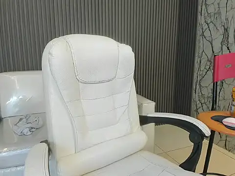 taylor bigdick18 online show from March 6, 2026, 12:18 am