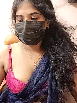 Sunitha28 online show from April 19, 2026, 3:55 pm