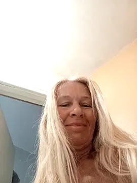 ViktoriaSexi1 online show from June 4, 2026, 7:47 am