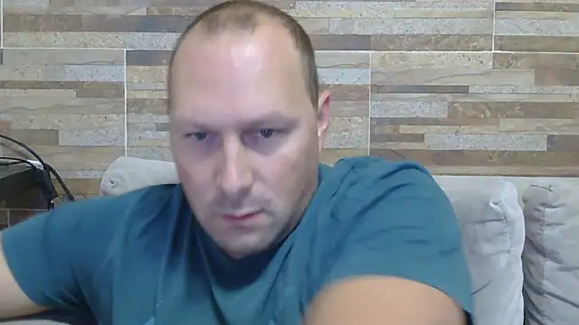 lustonfan online show from April 7, 2026, 12:49 pm