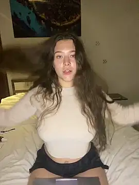 KristieKitty online show from April 14, 2026, 9:21 pm