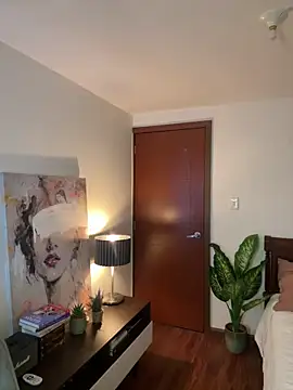 Suki 3 online show from April 8, 2026, 9:48 pm