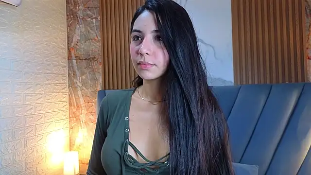 LyraenBlue online show from March 10, 2026, 6:02 pm