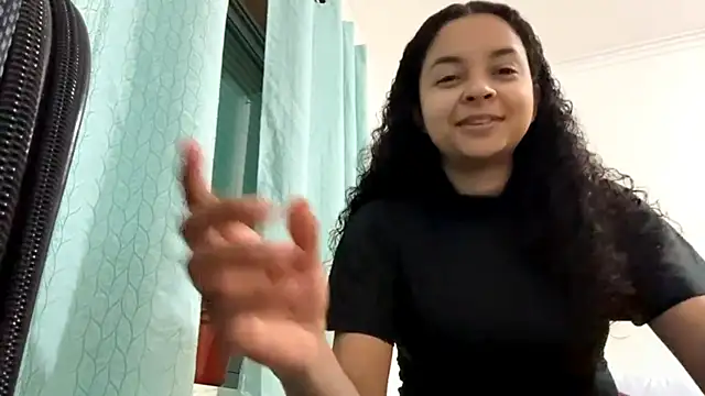 Snapshot of KandyTadiello chatting on March 9, 2026, 11:47 am KandyTadiello online show from March 9, 2026, 11:47 am