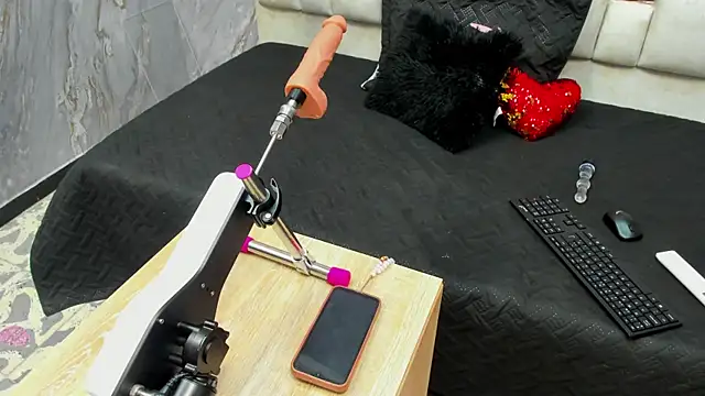 Milf Drip online show from April 2, 2026, 12:58 pm