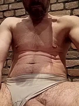 youp8444 online show from March 5, 2026, 11:01 pm