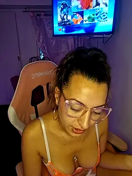 Amayasornistar online show from March 5, 2026, 10:28 pm