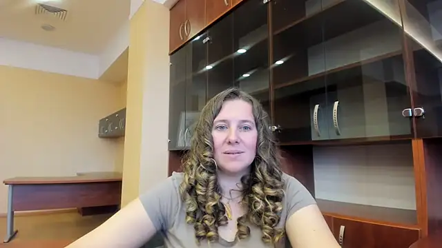 Nionelly online show from April 4, 2026, 10:35 am