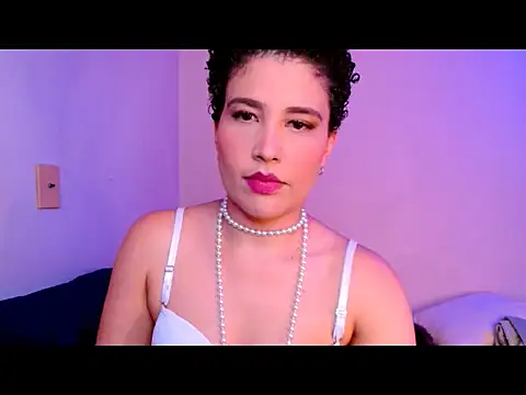 luasecret online show from March 5, 2026, 5:42 pm