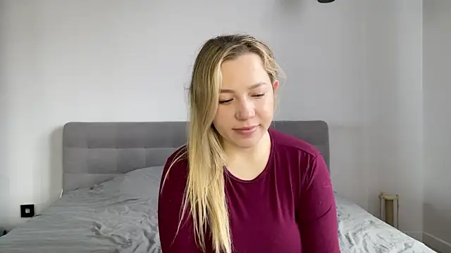 alyrasun online show from May 8, 2026, 7:03 am