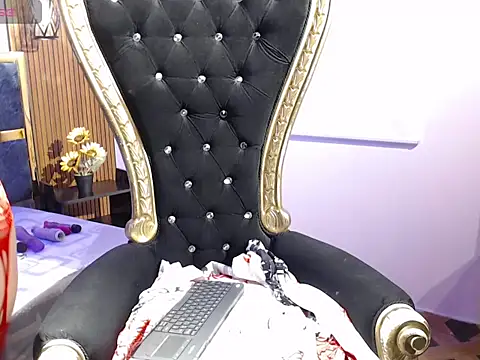  marianhills45 online show from April 3, 2026, 10:08 pm