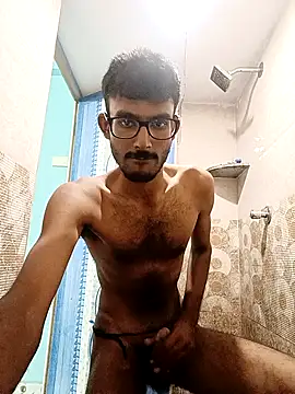 manikanda64 online show from April 14, 2026, 4:02 pm