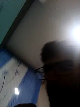 manikanda64 online show from April 18, 2026, 7:07 pm