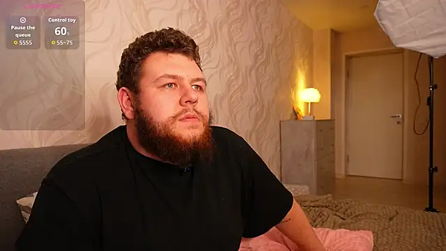 big saimyss online show from March 5, 2026, 9:22 pm