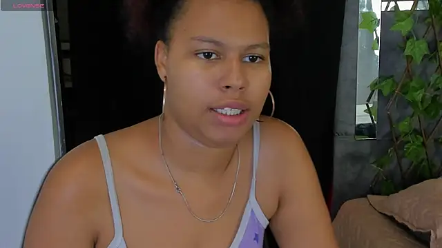 Snapshot of tatianasquirthot chatting on April 21, 2026, 1:42 am tatianasquirthot online show from April 21, 2026, 1:42 am