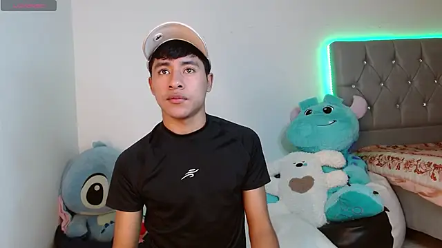 Snapshot of Sebas_fire4 chatting on March 11, 2026, 2:56 pm Sebas fire4 online show from March 11, 2026, 2:56 pm