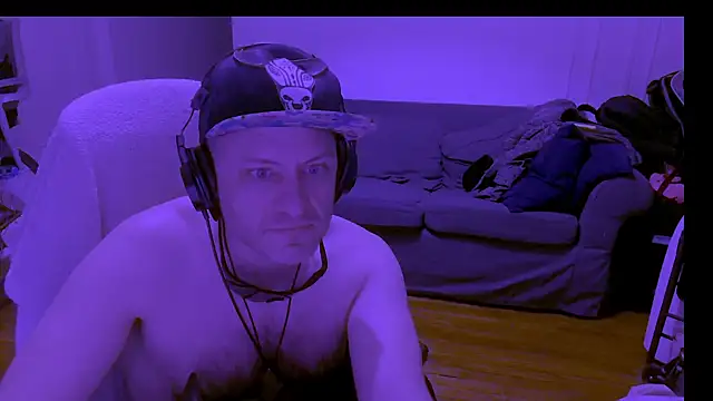 Snapshot of NeonDancer chatting on March 15, 2026, 10:38 pm NeonDancer online show from March 15, 2026, 10:38 pm