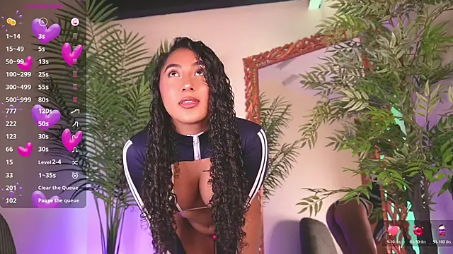 SoyJuliana 19 online show from May 2, 2026, 11:59 am