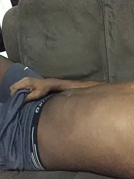 Henriqueamoror online show from March 14, 2026, 3:45 am