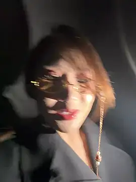 yyds-9 online show from May 17, 2026, 5:09 pm