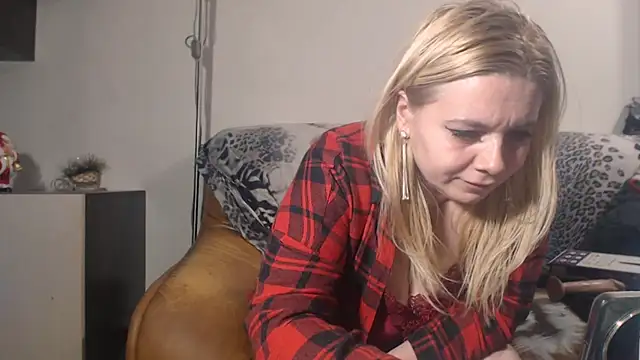 Snapshot of Abby_Lust chatting on December 29, 2024, 5:33 pm Abby Lust online show from December 29, 2024, 5:33 pm