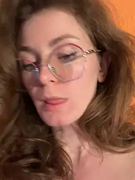 Hii Adel online show from March 22, 2026, 9:18 pm