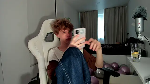 Wawesuc online show from March 14, 2026, 11:04 am