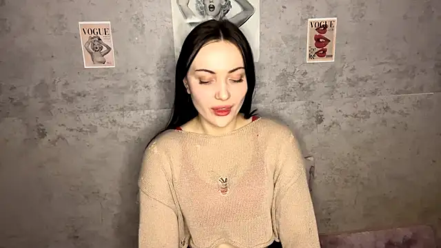 MoonVelour online show from March 13, 2026, 4:46 pm