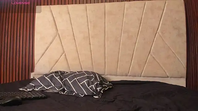 choco dick  online show from March 14, 2026, 7:52 pm