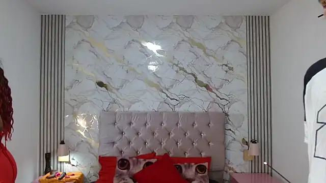 AshlieeGreenn online show from April 14, 2026, 7:31 pm